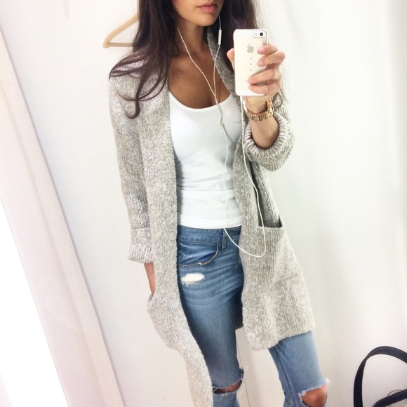 Sweaters - Light Gray cardigan